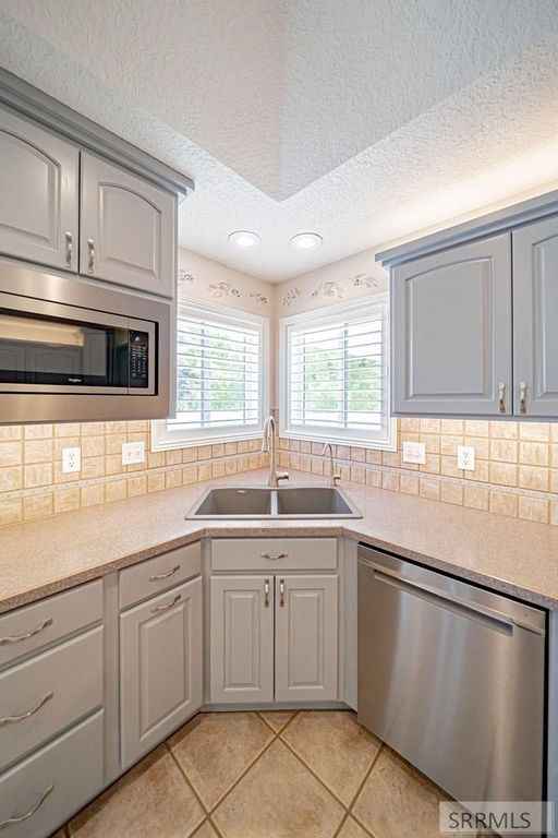 Image 16 of property listing at 3886 Taylorview Lane, Idaho Falls, ID 83406