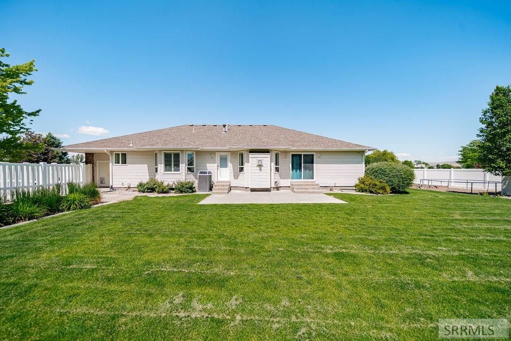 Image 45 of property listing at 3886 Taylorview Lane, Idaho Falls, ID 83406