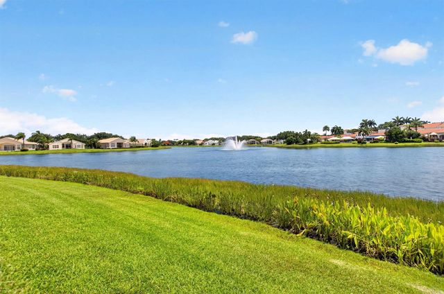 13461 Barcelona Lake Circle, Delray Beach, FL 33446
