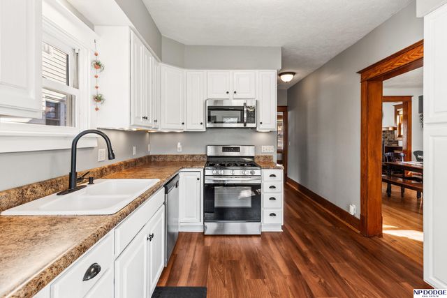 2356 S 35th Avenue, Omaha, NE 68105