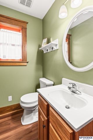 2356 S 35th Avenue, Omaha, NE 68105