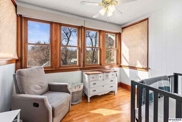 2356 S 35th Avenue, Omaha, NE 68105