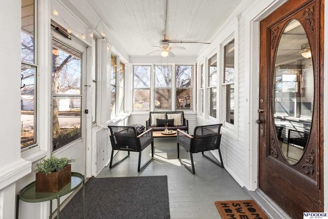 2356 S 35th Avenue, Omaha, NE 68105