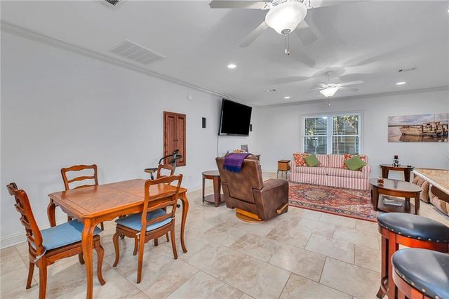 912 Champney, St. Simons Island, GA 31522