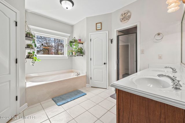 1735 Keenlan Drive, Hernando, MS 38632