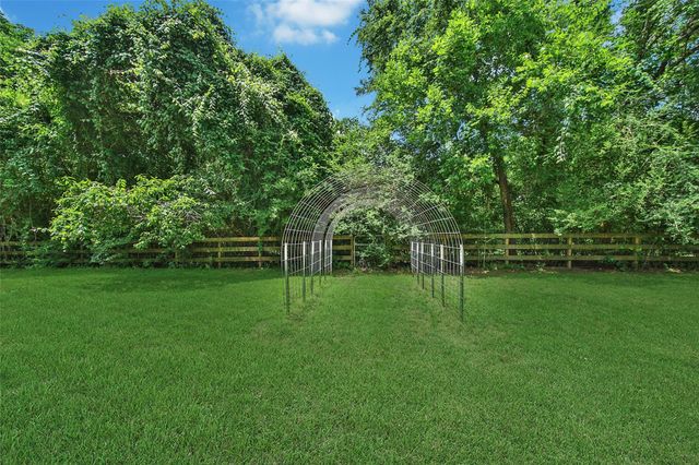 23644 Spring Branch Trail, Montgomery, TX 77316