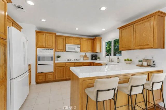 21713 San Jose Street, Chatsworth, CA 91311