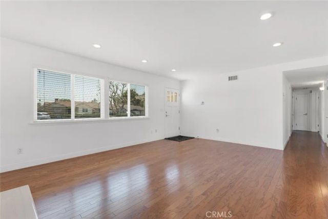 21713 San Jose Street, Chatsworth, CA 91311