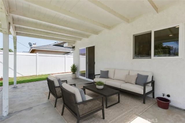 21713 San Jose Street, Chatsworth, CA 91311