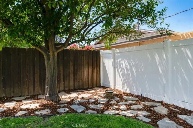 21713 San Jose Street, Chatsworth, CA 91311