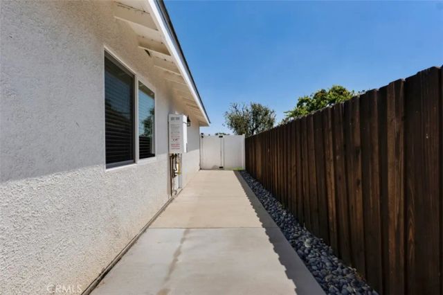 21713 San Jose Street, Chatsworth, CA 91311