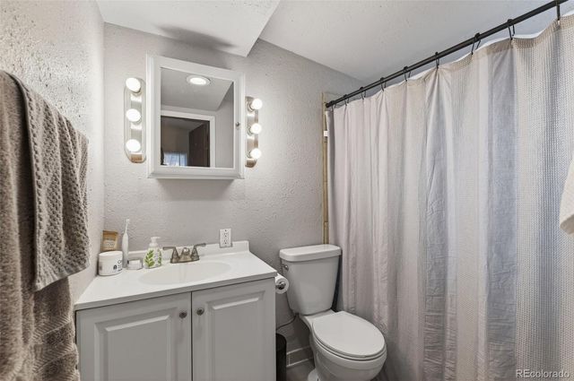 5101-5105 E 8th Avenue, Denver, CO 80220