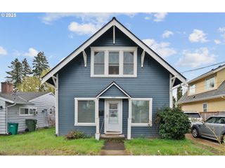 200 E 3RD St, Newberg, OR 97132