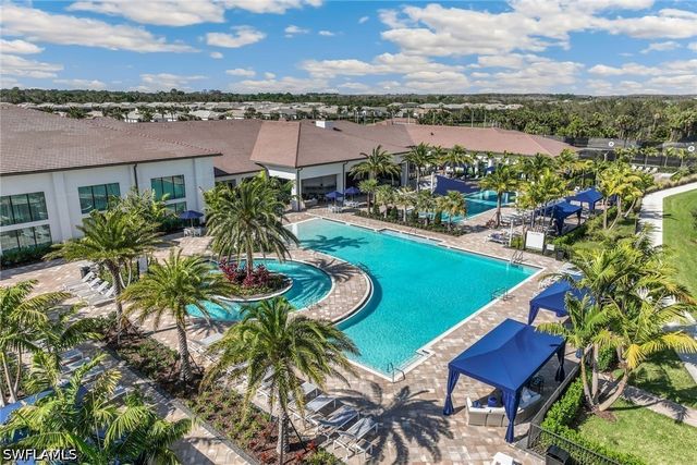 12377 Dahlia CT, Naples, FL 34120