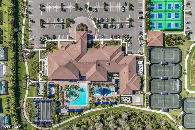 12377 Dahlia CT, Naples, FL 34120