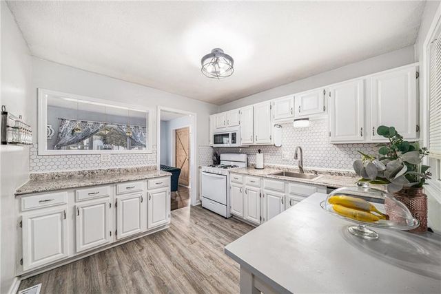 7229 Hasbrook Avenue, Kansas City, KS 66111