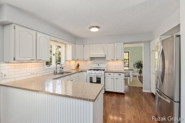 15780 Ridge Lane, Spring Lake, MI 49456