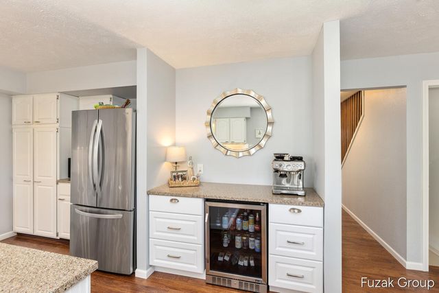 15780 Ridge Lane, Spring Lake, MI 49456