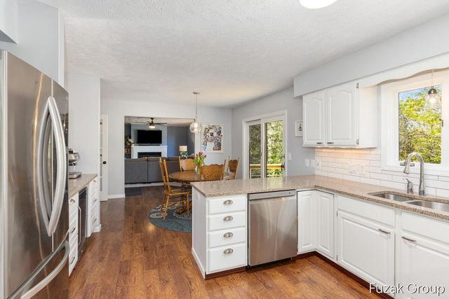 15780 Ridge Lane, Spring Lake, MI 49456