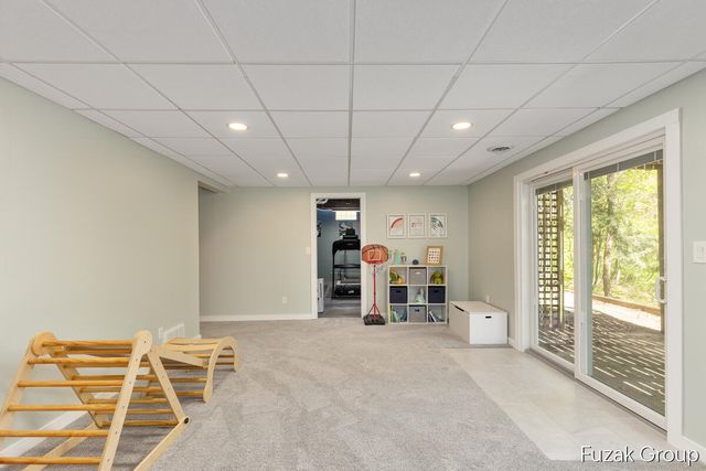 15780 Ridge Lane, Spring Lake, MI 49456