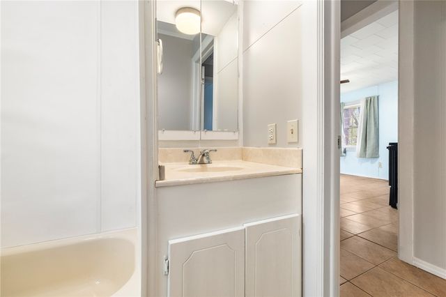 224 N Highland Street, Harrison, AR 72601