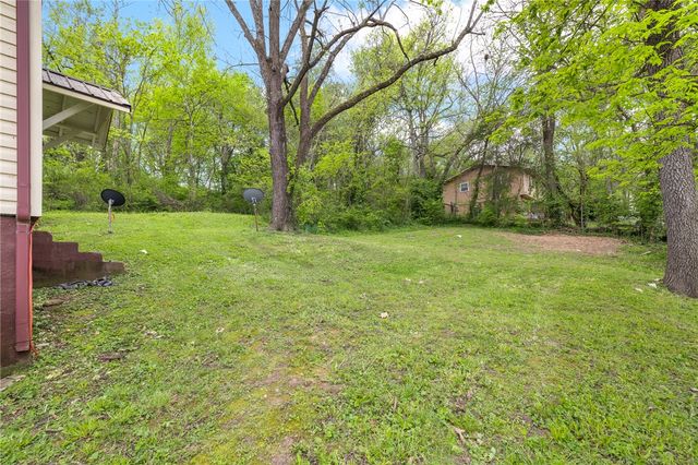 224 N Highland Street, Harrison, AR 72601