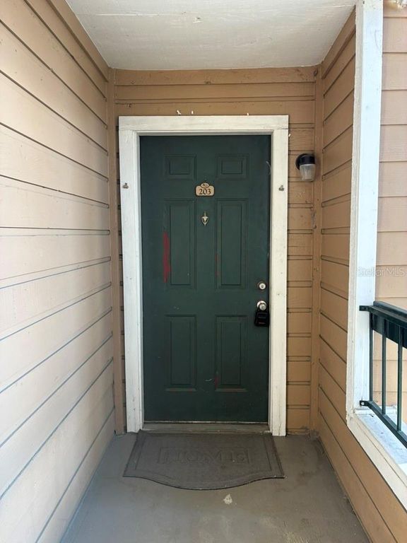 Image 3 of property listing at Address unavailable.