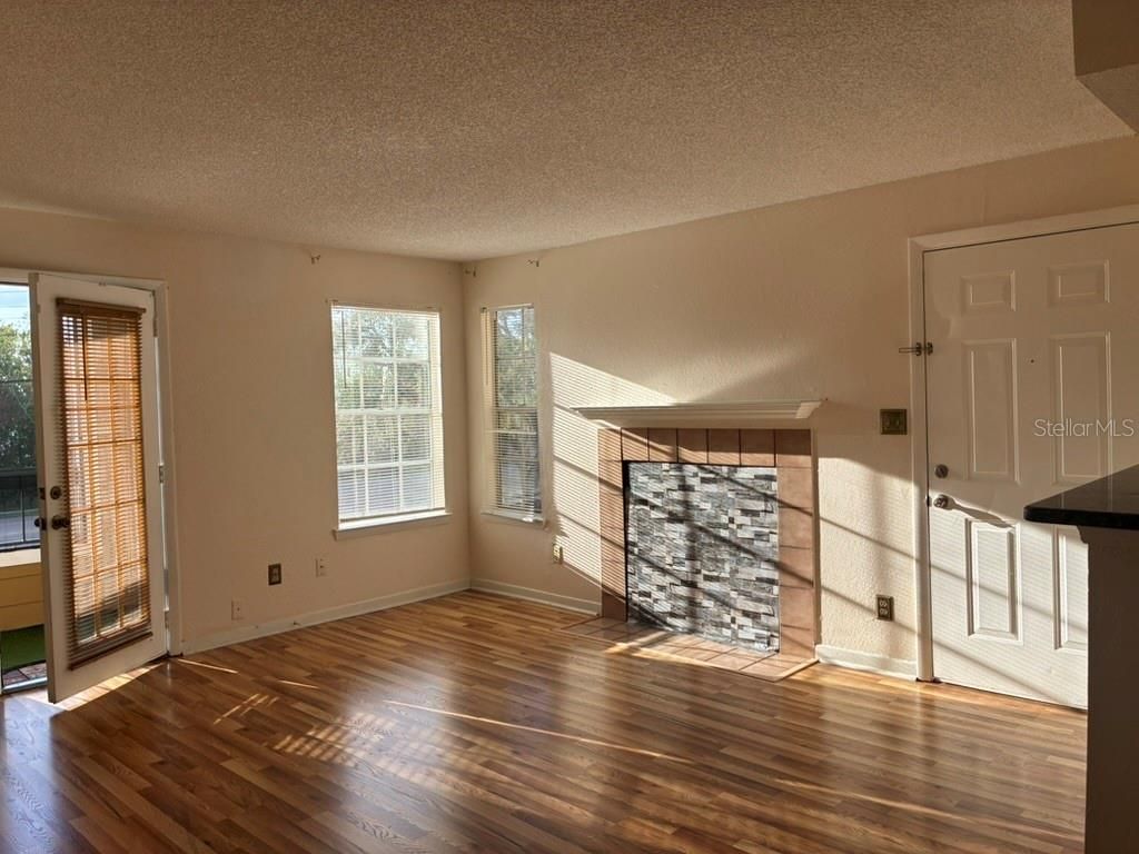 Image 5 of property listing at Address unavailable.