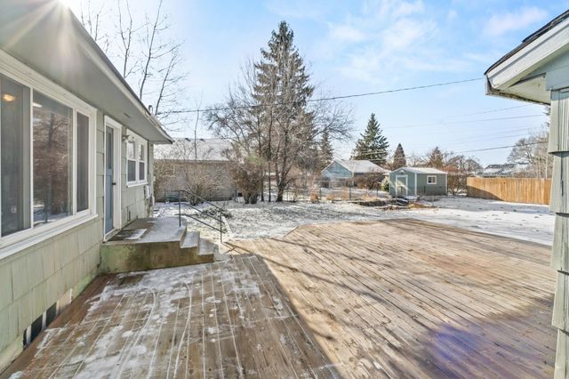 5803 N Elgin St, Spokane, WA 99205