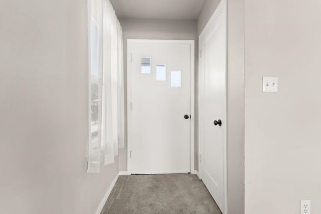 5803 N Elgin St, Spokane, WA 99205