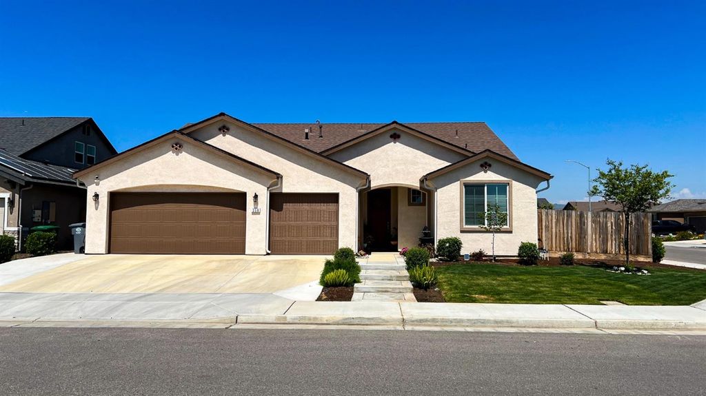 358 Rebel Street, Reedley, CA 93654