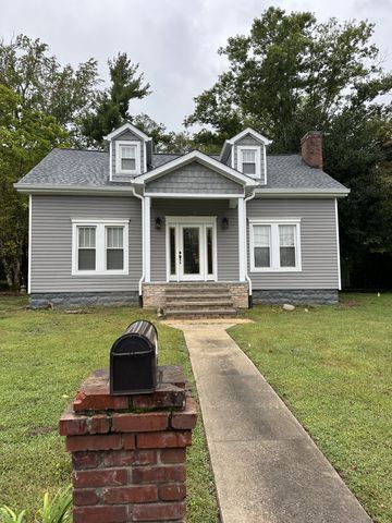 521 Ridgecrest Dr, Mcminnville, TN 37110