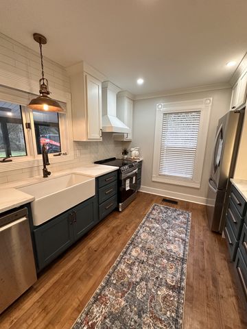 521 Ridgecrest Dr, Mcminnville, TN 37110