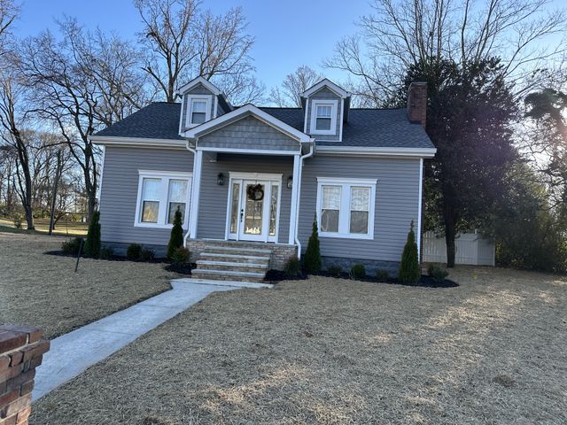 521 Ridgecrest Dr, Mcminnville, TN 37110