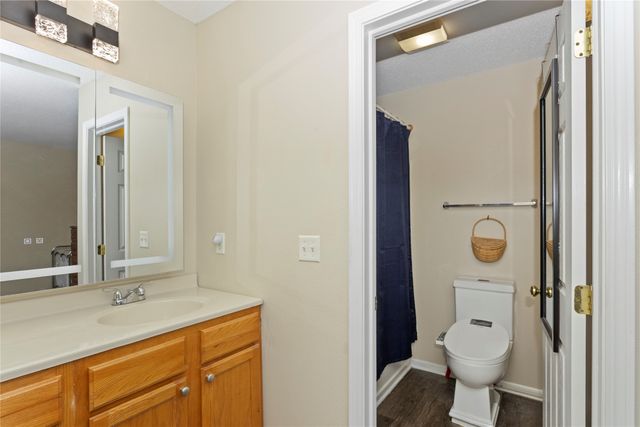 2519 Grand River Drive, Des Moines, IA 50320