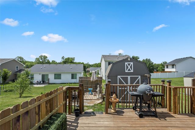 2519 Grand River Drive, Des Moines, IA 50320
