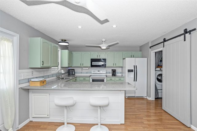 2519 Grand River Drive, Des Moines, IA 50320