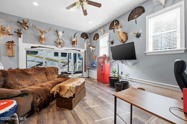 122 Spring Chase Lane, Rocky Point, NC 28457