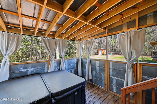 122 Spring Chase Lane, Rocky Point, NC 28457