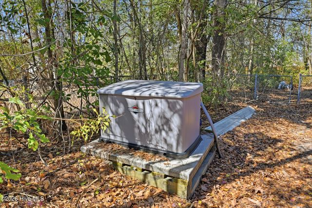 122 Spring Chase Lane, Rocky Point, NC 28457