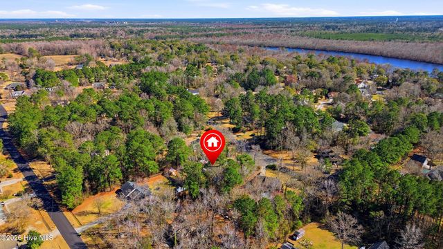 122 Spring Chase Lane, Rocky Point, NC 28457