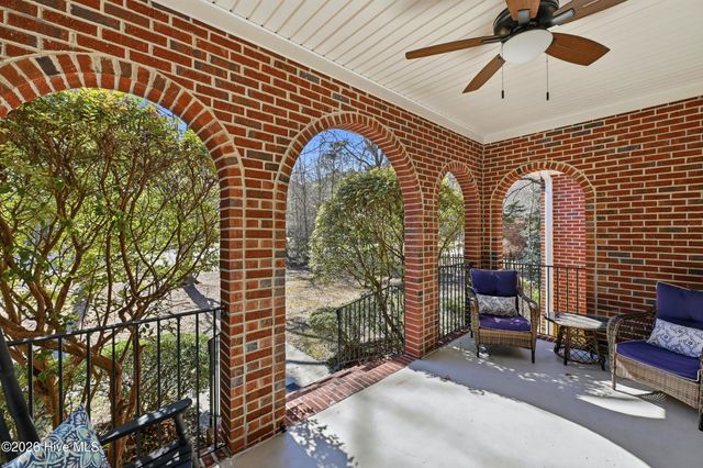 122 Spring Chase Lane, Rocky Point, NC 28457