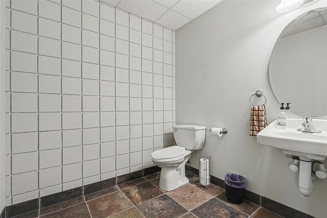 801 Monroe Avenue 105, Grand Rapids, MI 49503