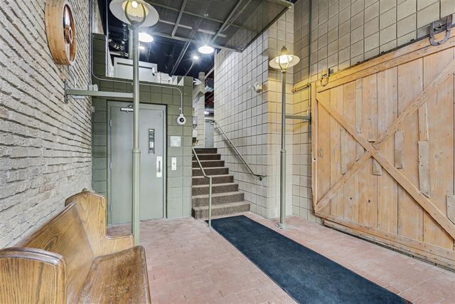 801 Monroe Avenue 105, Grand Rapids, MI 49503