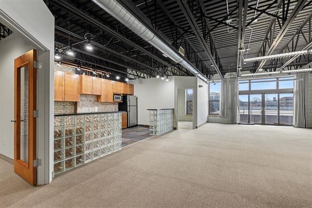 801 Monroe Avenue 105, Grand Rapids, MI 49503