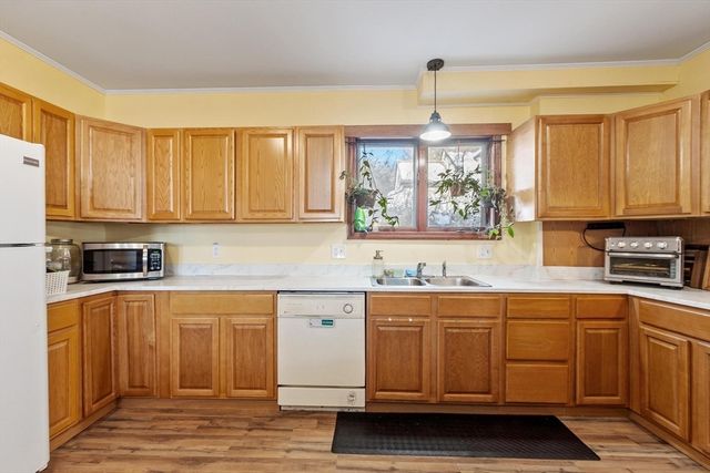 35 Ball St, Orange, MA 01364