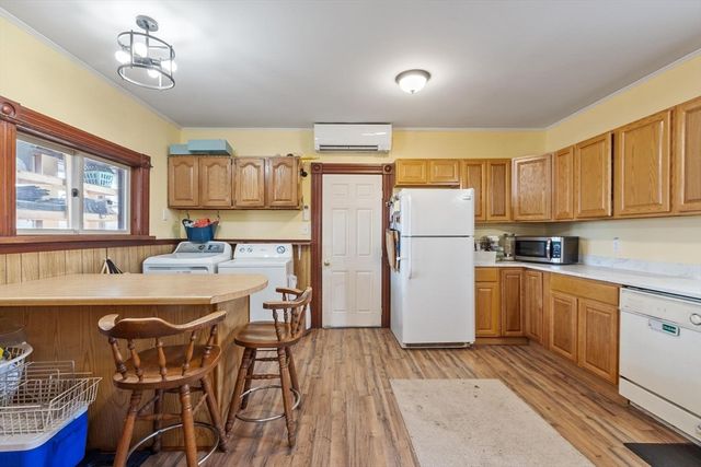 35 Ball St, Orange, MA 01364