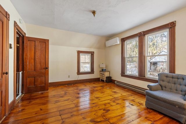 35 Ball St, Orange, MA 01364