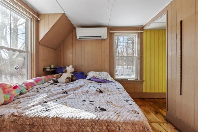 35 Ball St, Orange, MA 01364