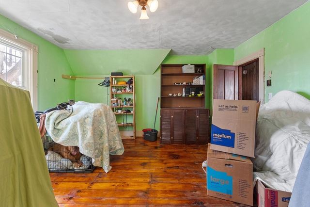 35 Ball St, Orange, MA 01364